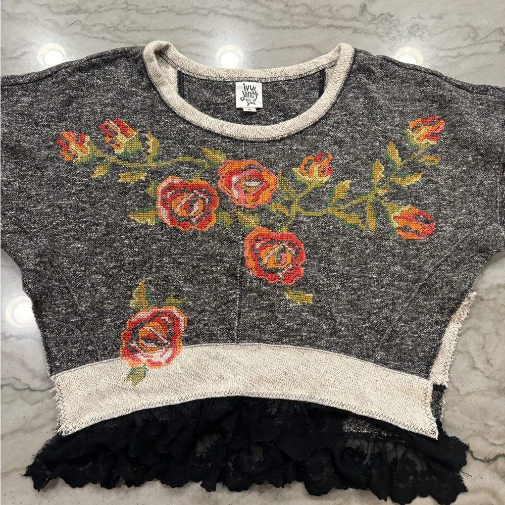 Ivy Jane Gray Floral Top with Black Lace Trim